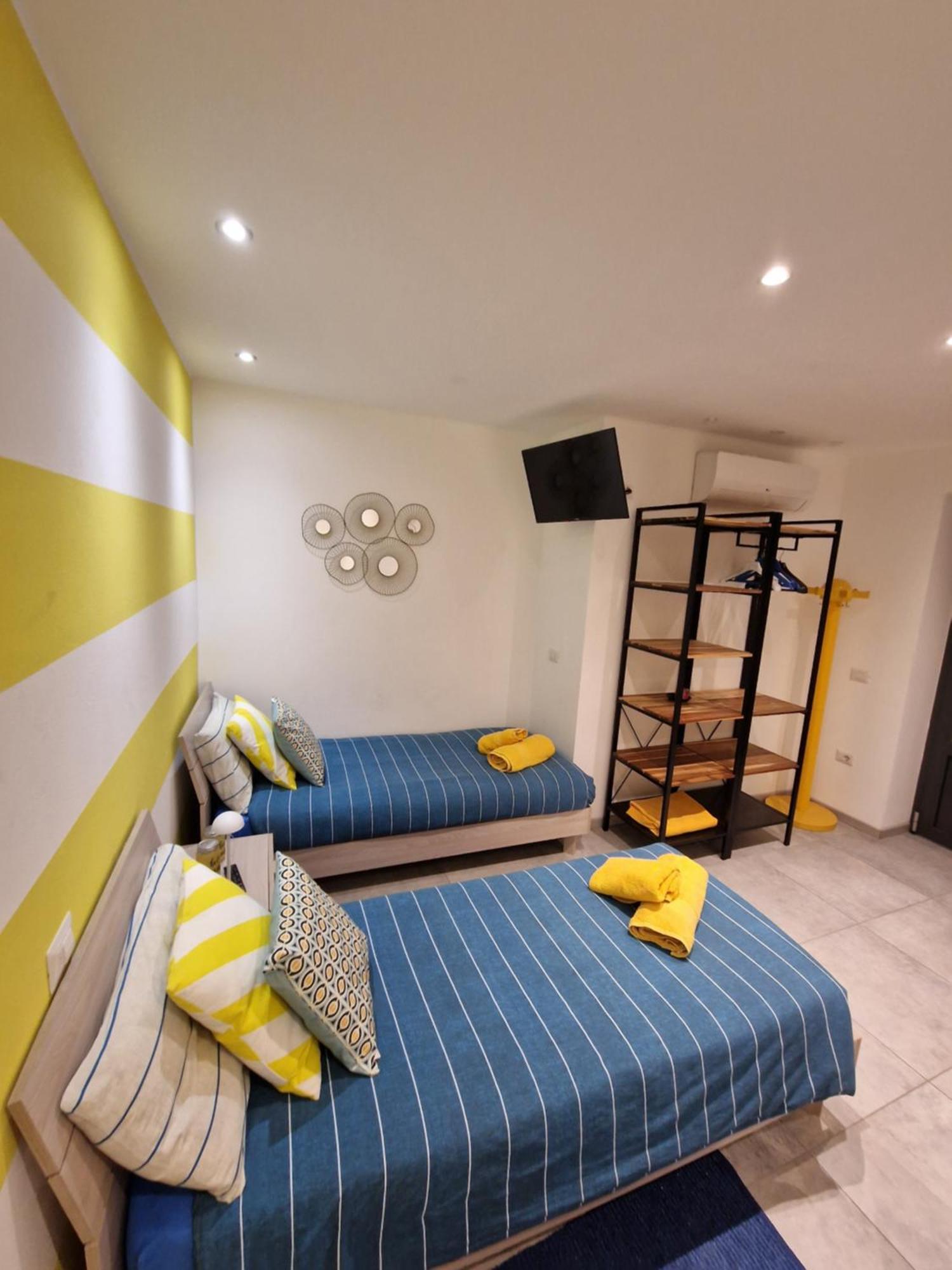 Bed and Breakfast Casa Rosso Blu Sorico Exterior foto