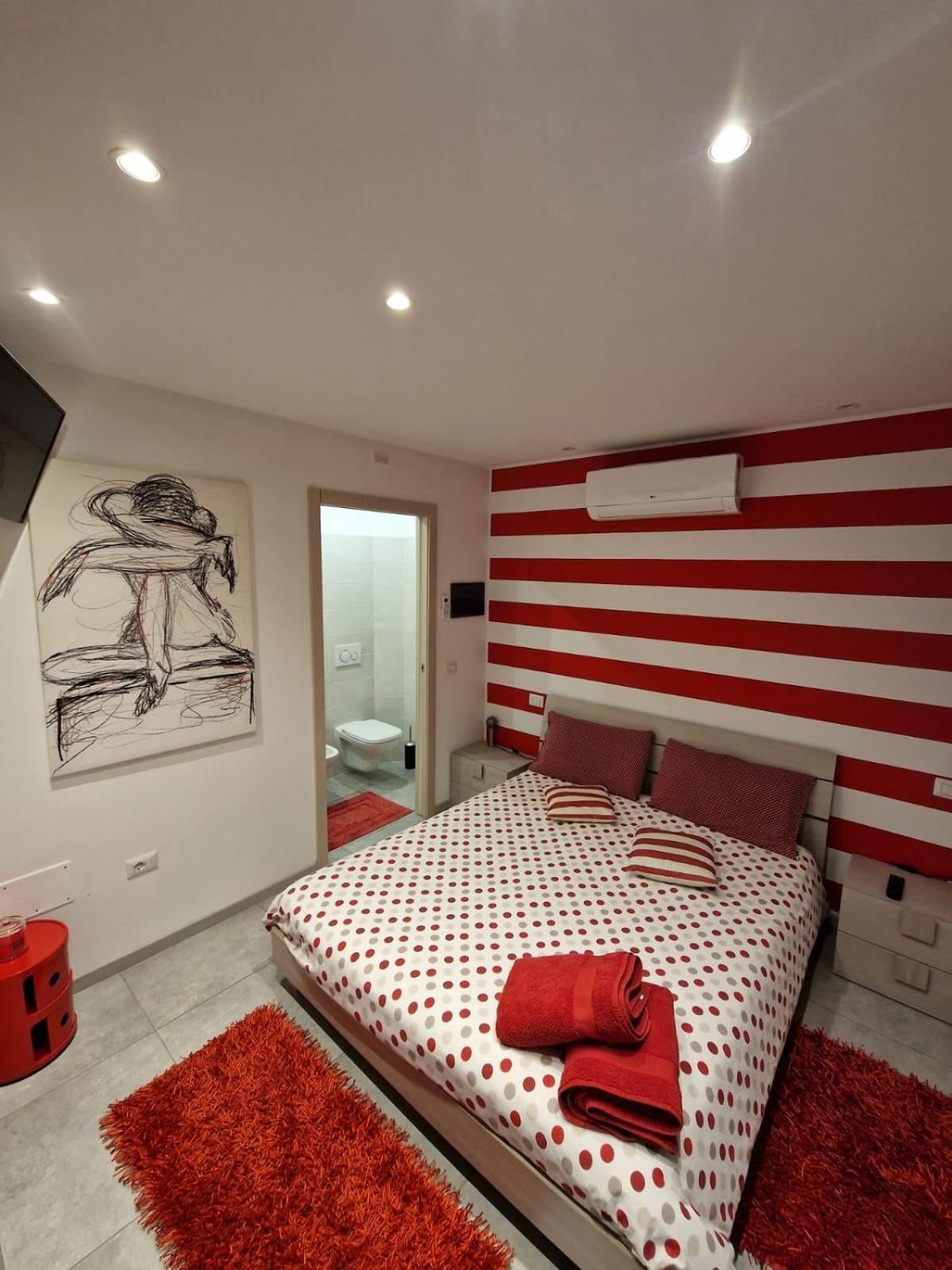 Bed and Breakfast Casa Rosso Blu Sorico Exterior foto