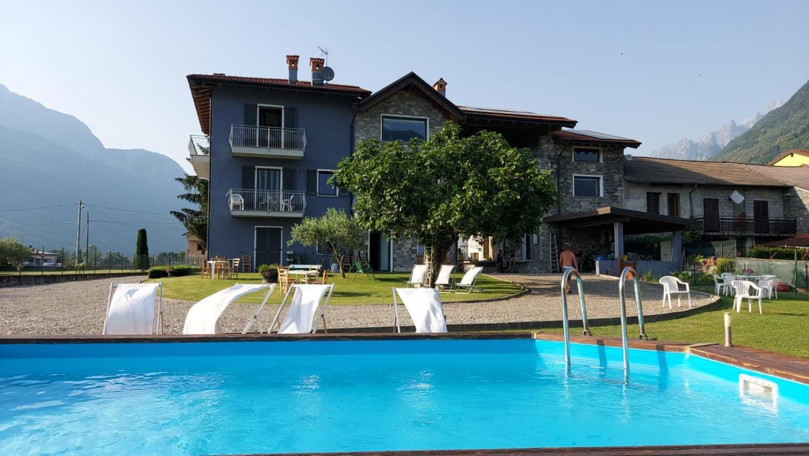 Bed and Breakfast Casa Rosso Blu Sorico Exterior foto